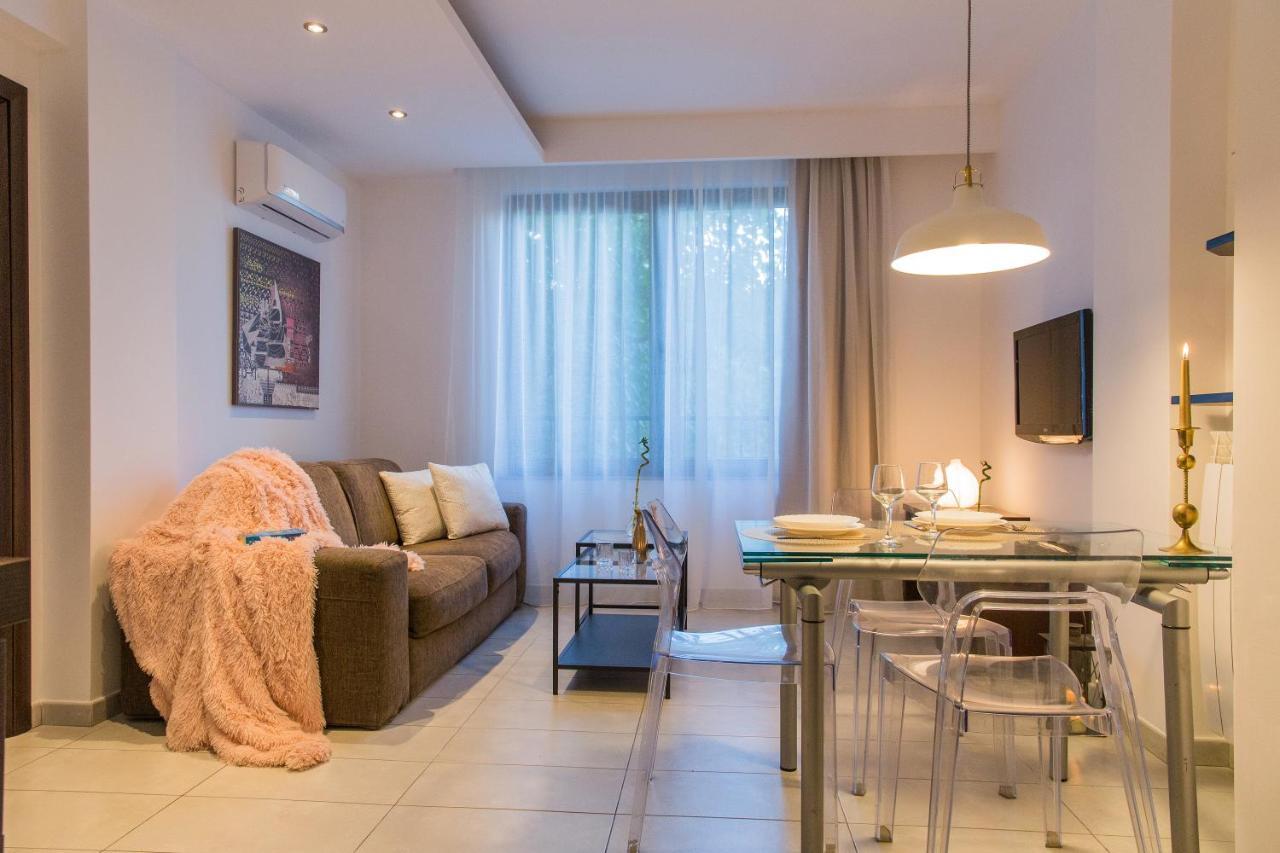 One Love Metropolitan Apartment Bukares Bagian luar foto